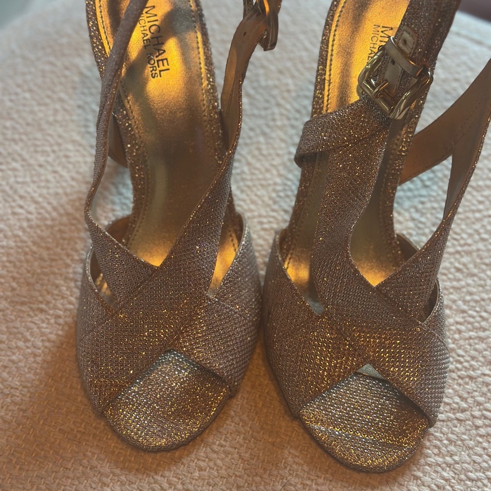 Michael Kors Gold Heels Elegant Design